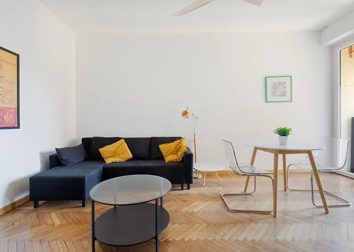 Savona District Comfy Apt X3