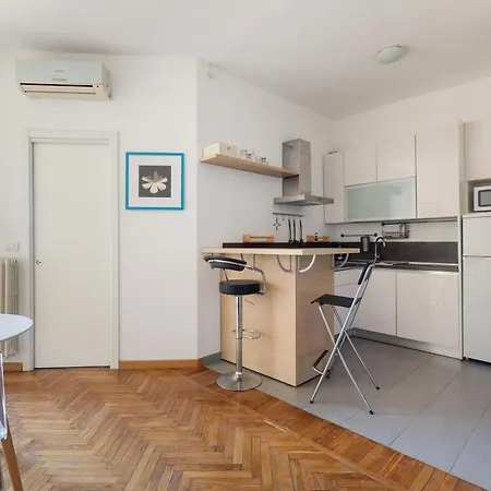 Savona District Comfy Apt X3 Mailand Exterior foto