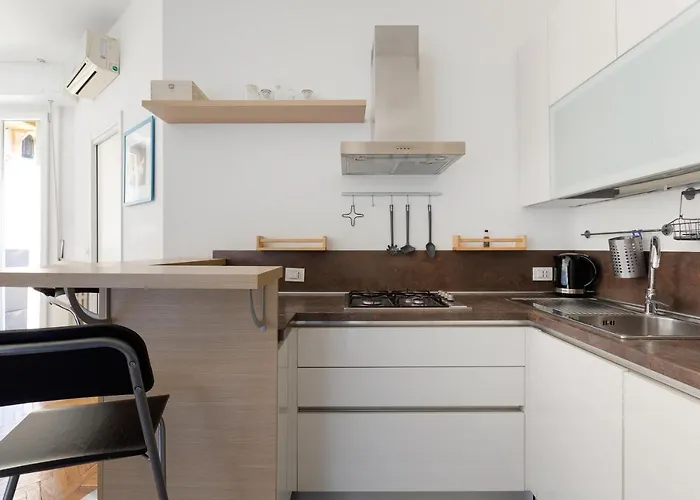 Savona District Comfy Apt X3